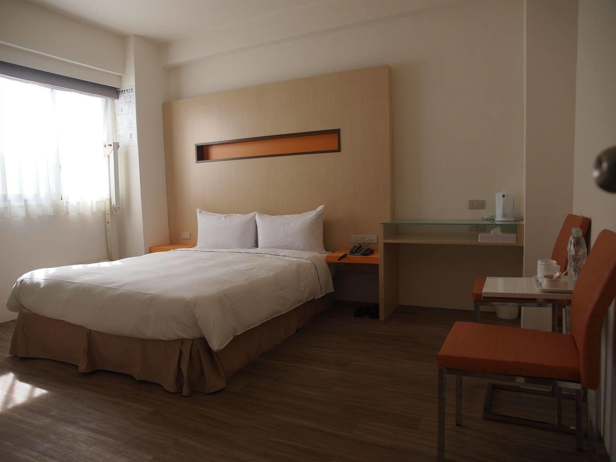 Finders Hotel Hualien Da-Tong Екстериор снимка